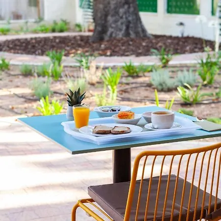 Ad Hoc Vitae Retreats & Health Only Adults Hotel 3*