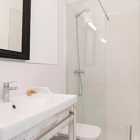 Hotel Ad Hoc Vitae Retreats & Health Only Adults